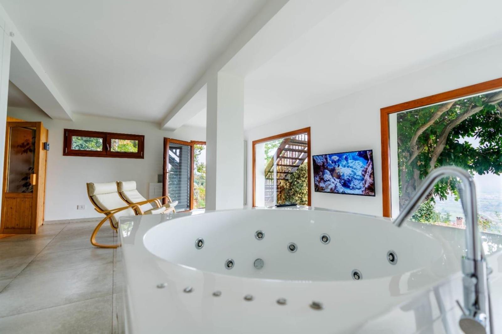 Chalet Sophie - Luxury Chalet Roletto Dış mekan fotoğraf